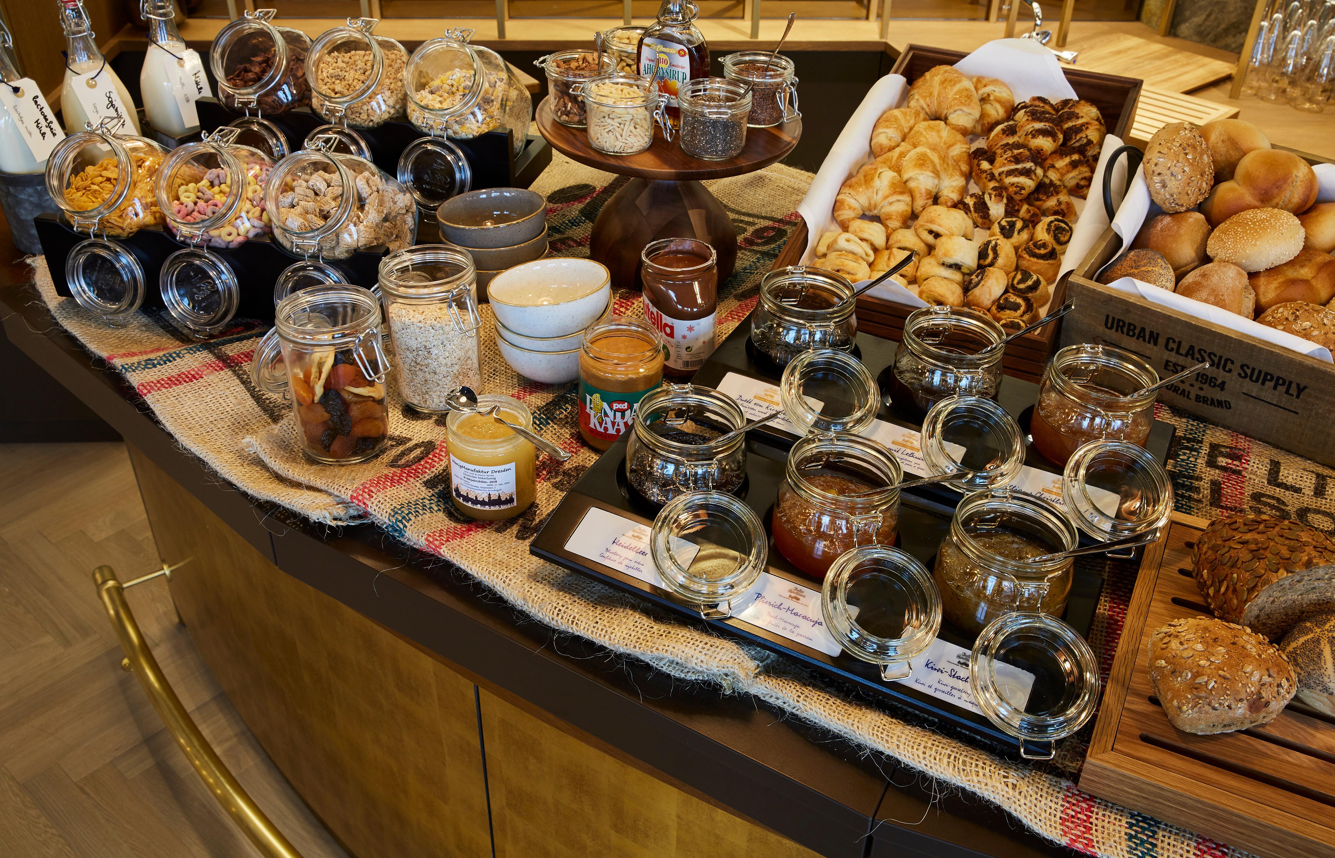 Indigo - Wettiner Platz, An Ihg 4*
